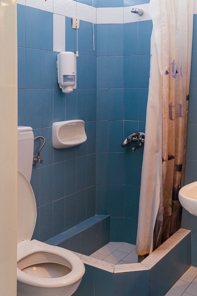 Hotel-Mistral Aegina 50/50