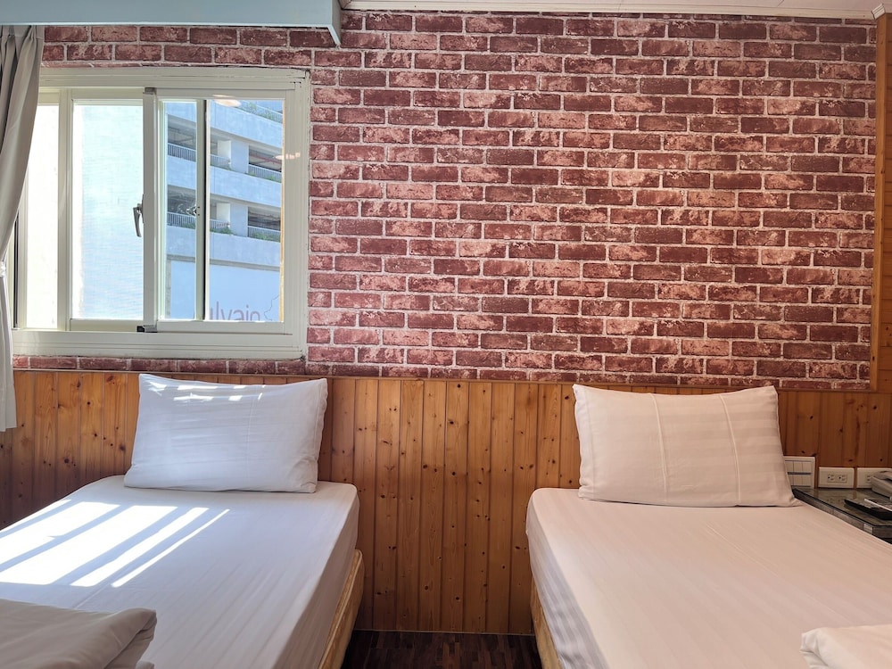 Bin City Hotel 37/50