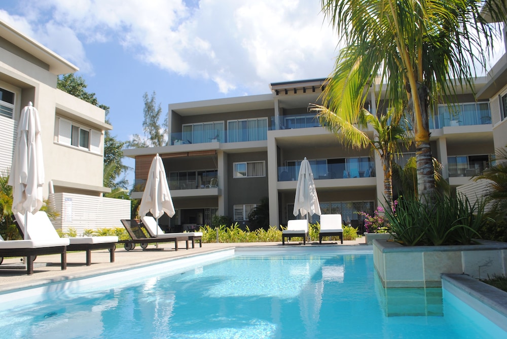 L'escale Beachfront Luxury Suite By Dream Escapes 6/54
