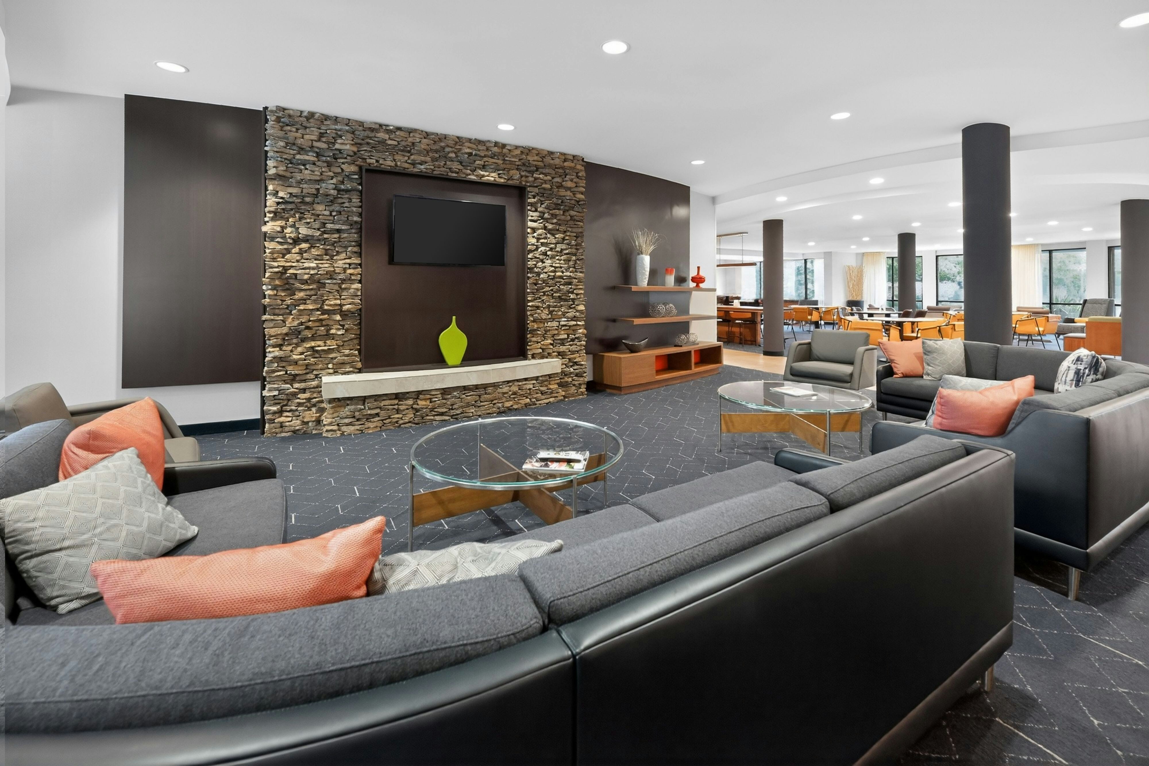 Courtyard by Marriott Albany 12/32