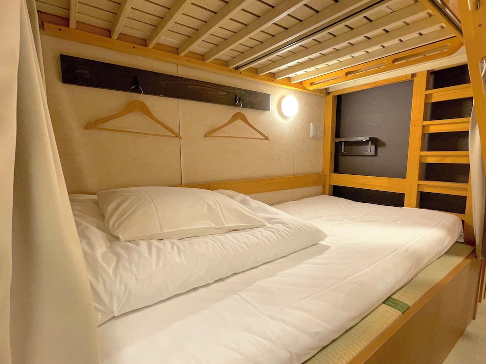 Multiple Bedrooms, Standard, 5 Bunk Beds