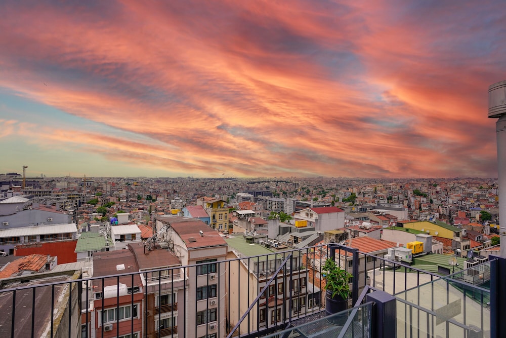 Faros Taksim Hotel 61/66