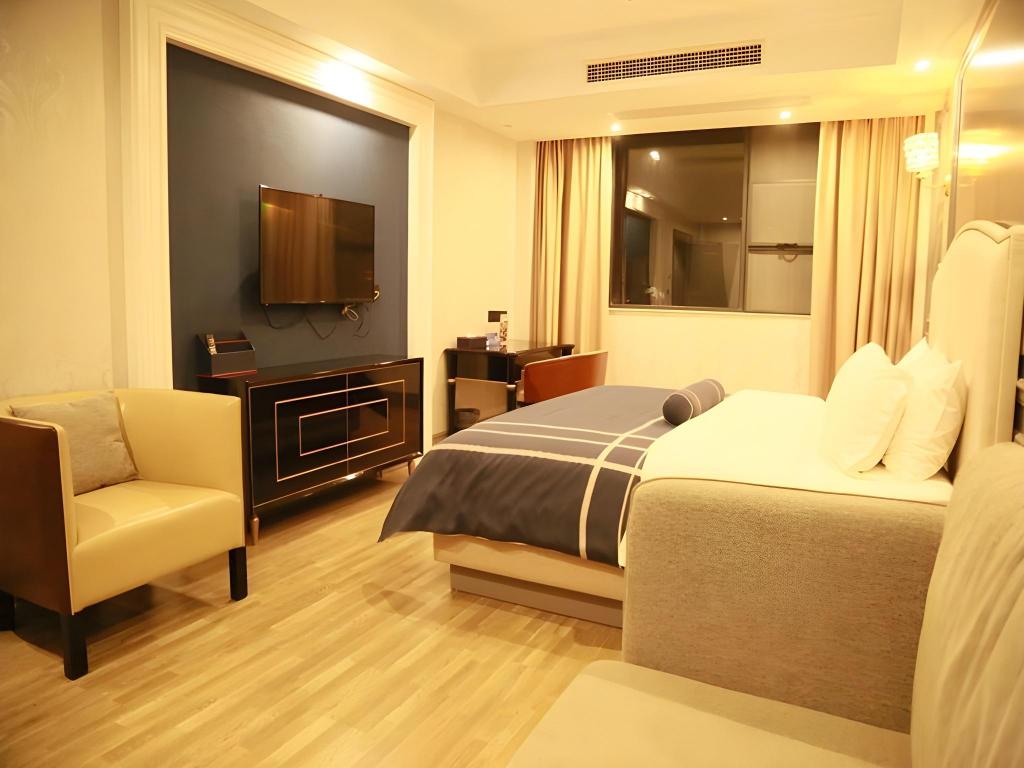 Lano Hotel (Guiding Yongchao Pedestrian Street) 6/54