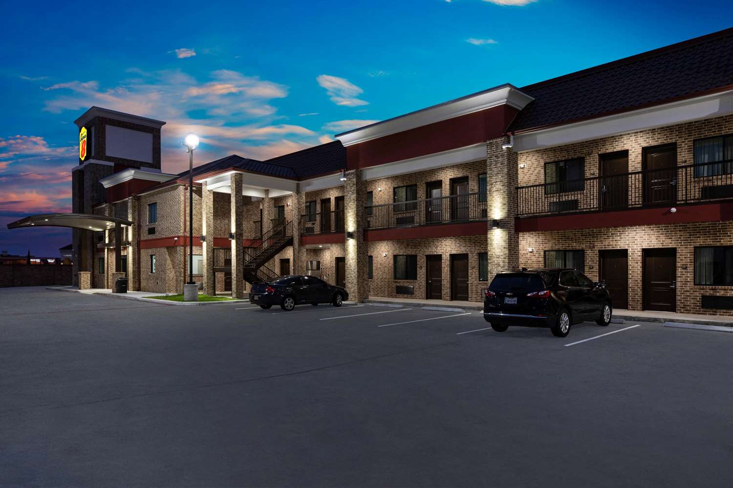 Super 8 By Wyndham Humble Houston 1/21
