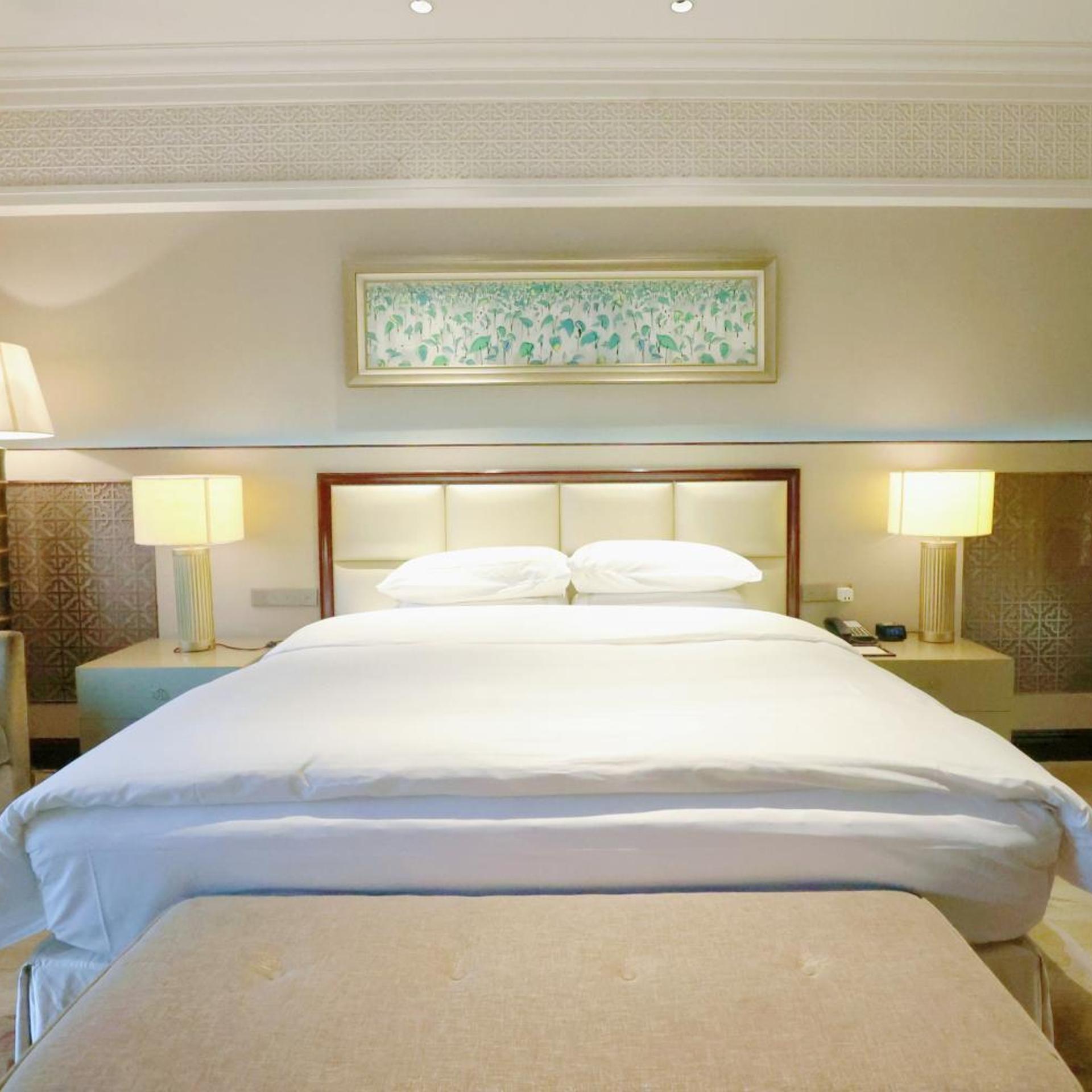 Executive, Suite, King Bed, North Wing