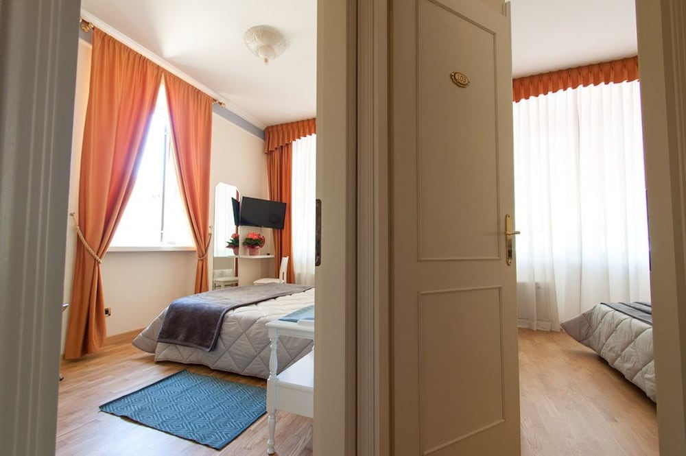 Hotel Villa Erica 7/30