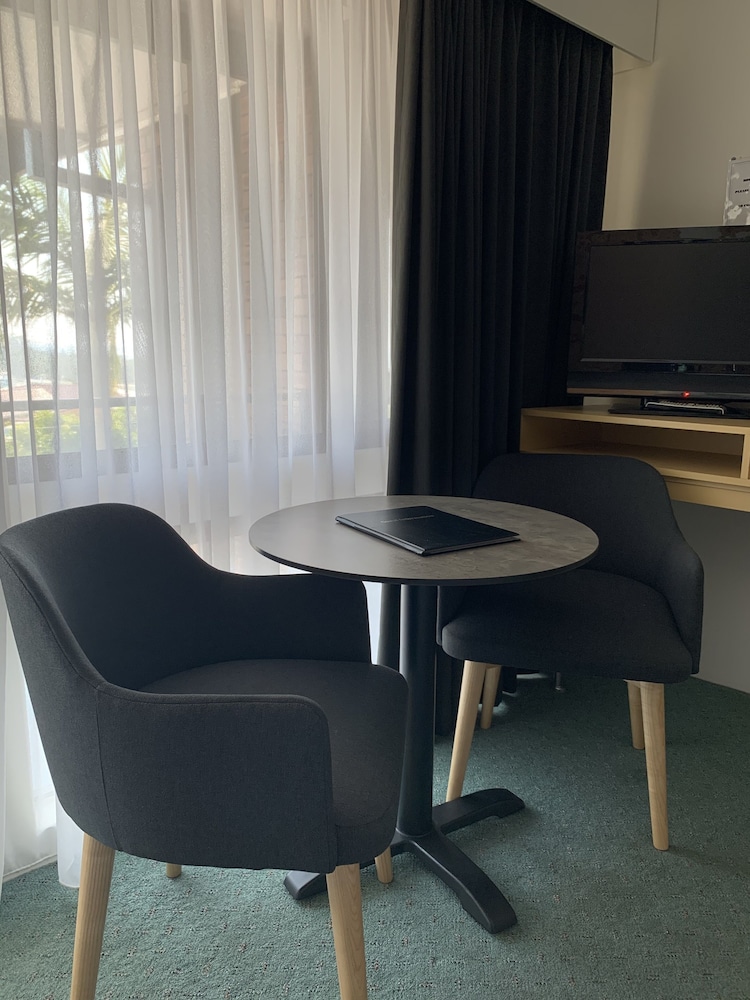 JERVIS BAY MOTEL 53/71