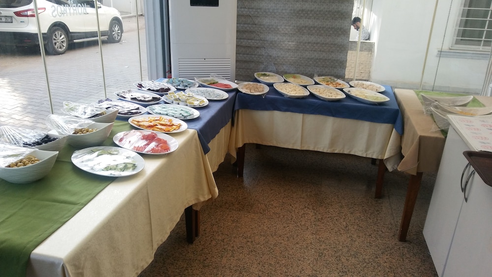 Korykos Hotel 20/24