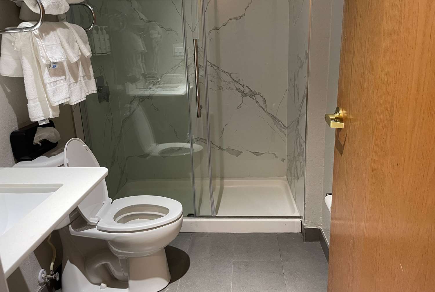 Microtel Inn Suites By Wyndham Newport News Airport 26/26
