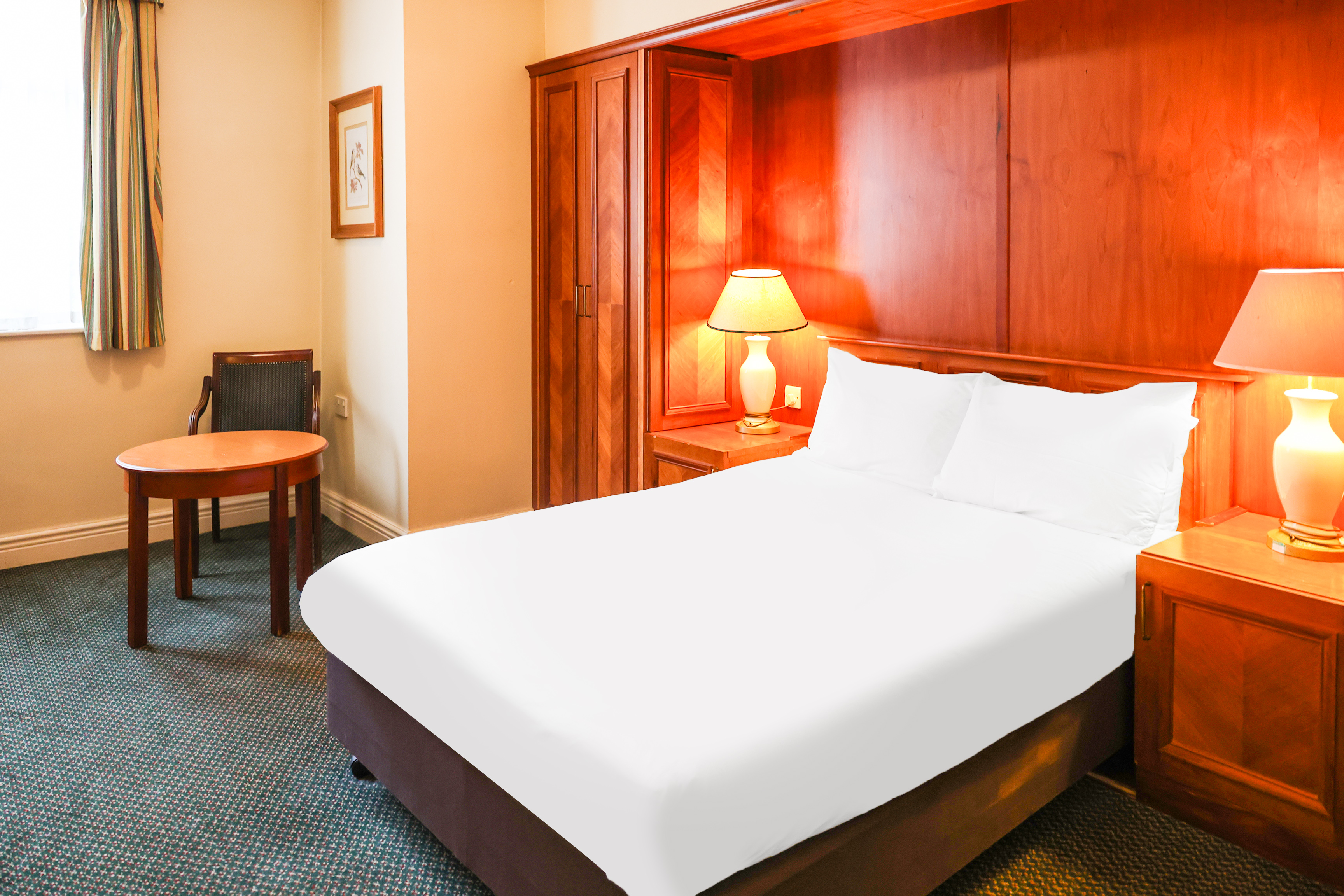غرفة ديلوكس بسرير مزدوج أو سريرين منفصلين