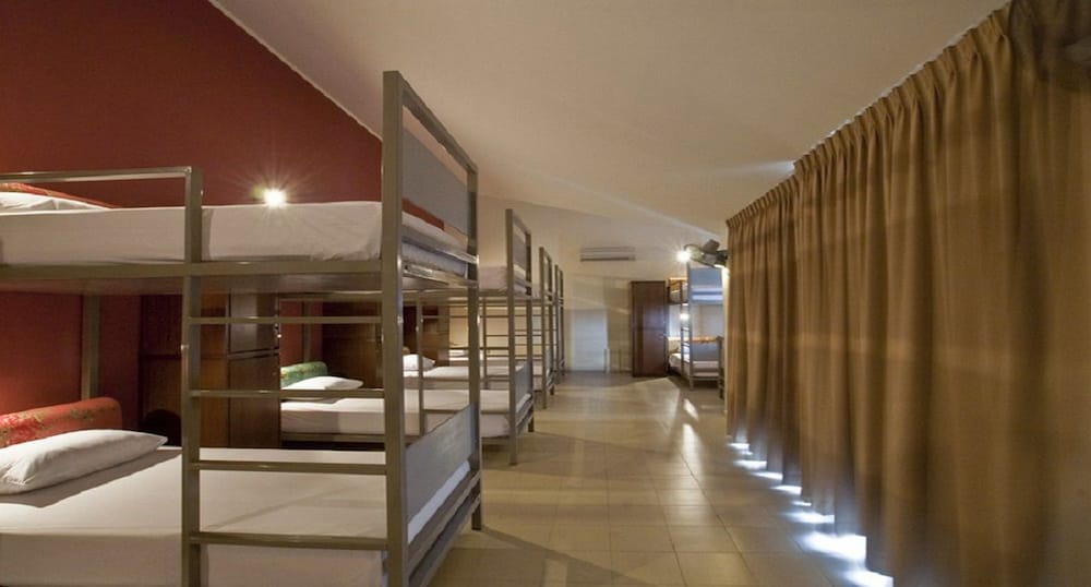 VICTORIA INN 37/46