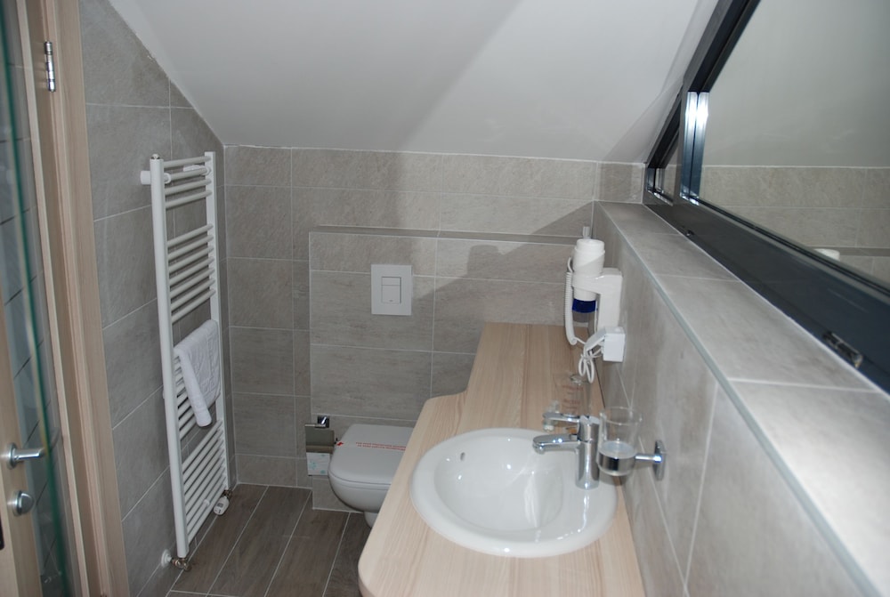Hotel Nova Bentbasa 18/23