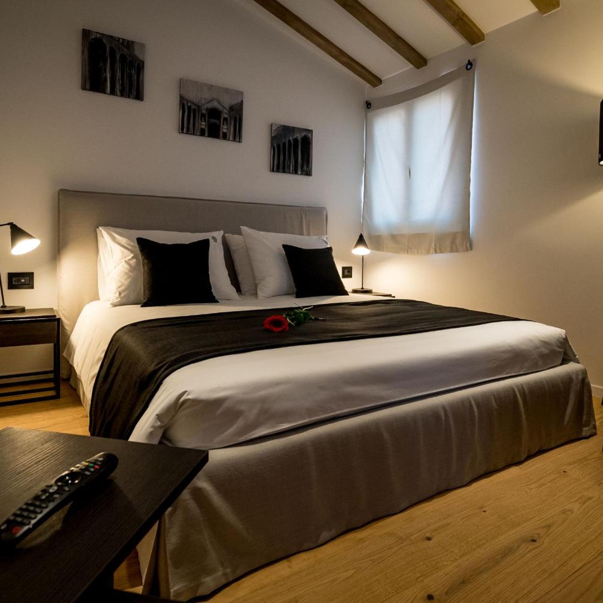 Deluxe, Double Bed, Old Town View