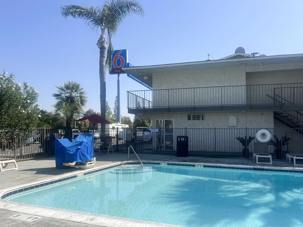 Motel6 Tulare, CA in TULARE - CA