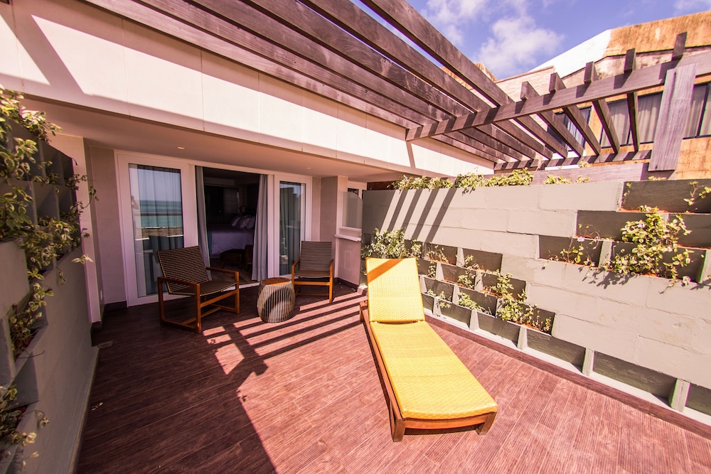 Vogal Luxury Beach Hotel & Spa 45/48