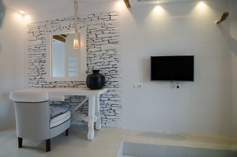 Levantes Ios Boutique Hotel 56/74