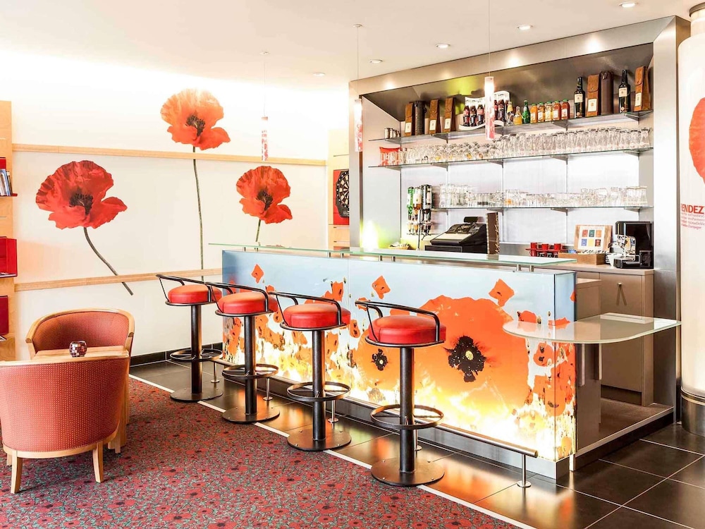 Ibis Chatellerault 27/31