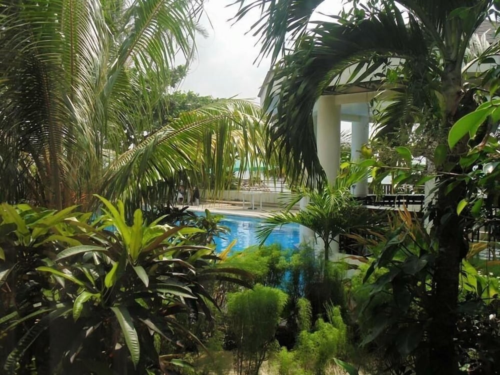 Ucoy Beach Resort 20/38