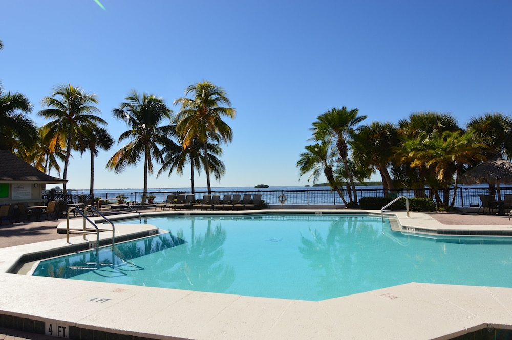 Resort Harbour Properties 43/50