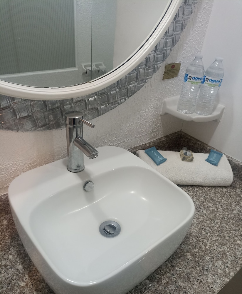 Hotel Zar Guadalajara 42/42