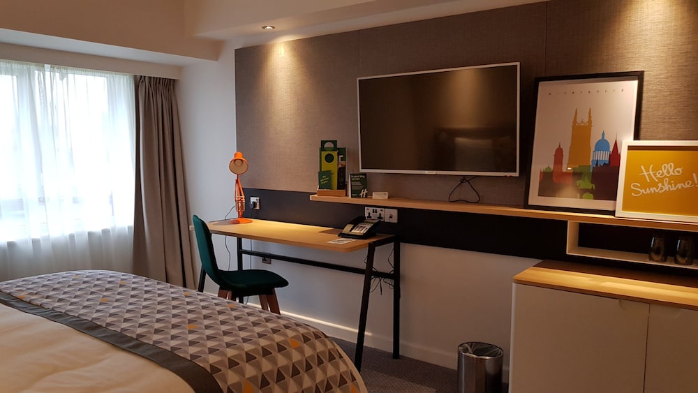 Holiday Inn South Normanton M1 Jct 28 31/83