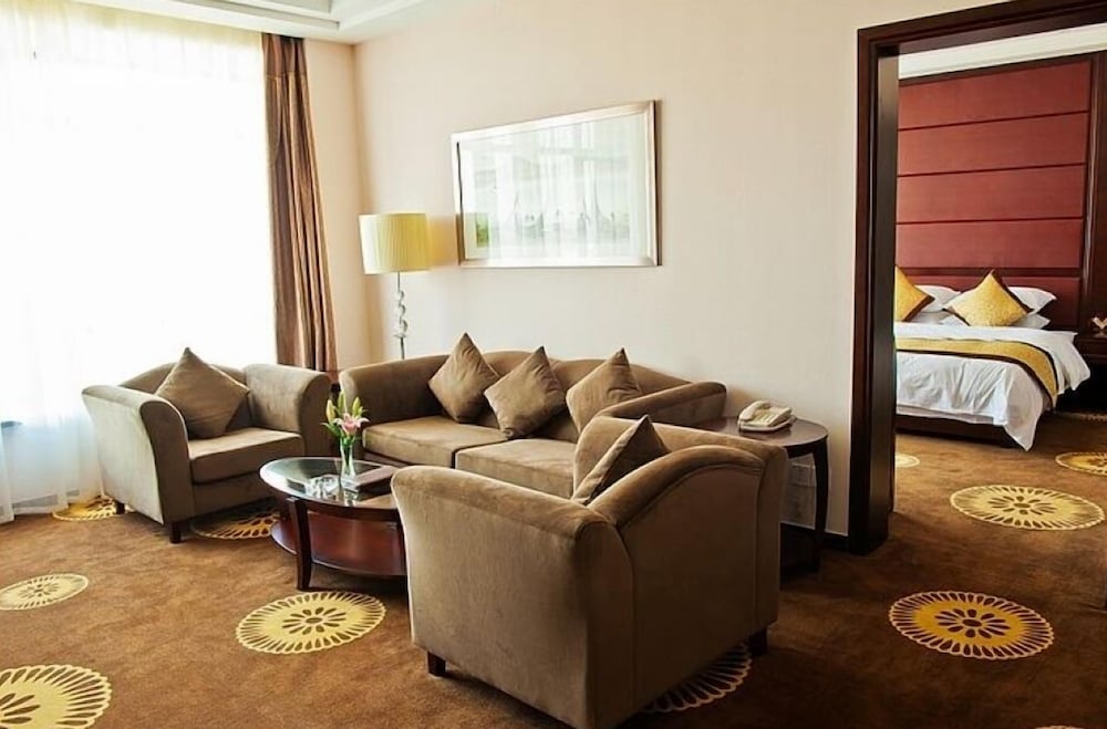 Ramada Plaza by Wyndham Hangzhou Xiaoshan 23/38
