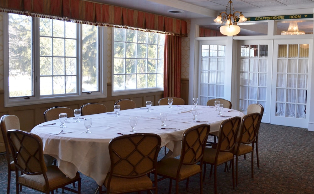 Stafford s Bay View Inn 35/50