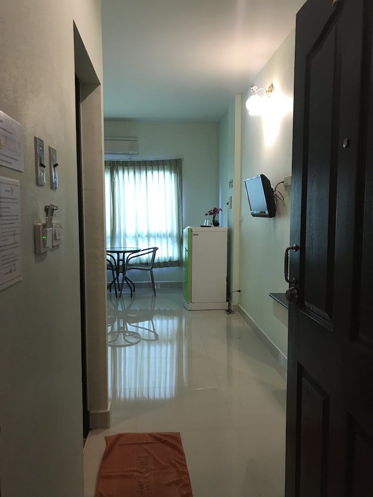Ton Thong Resort Hotel 40/40