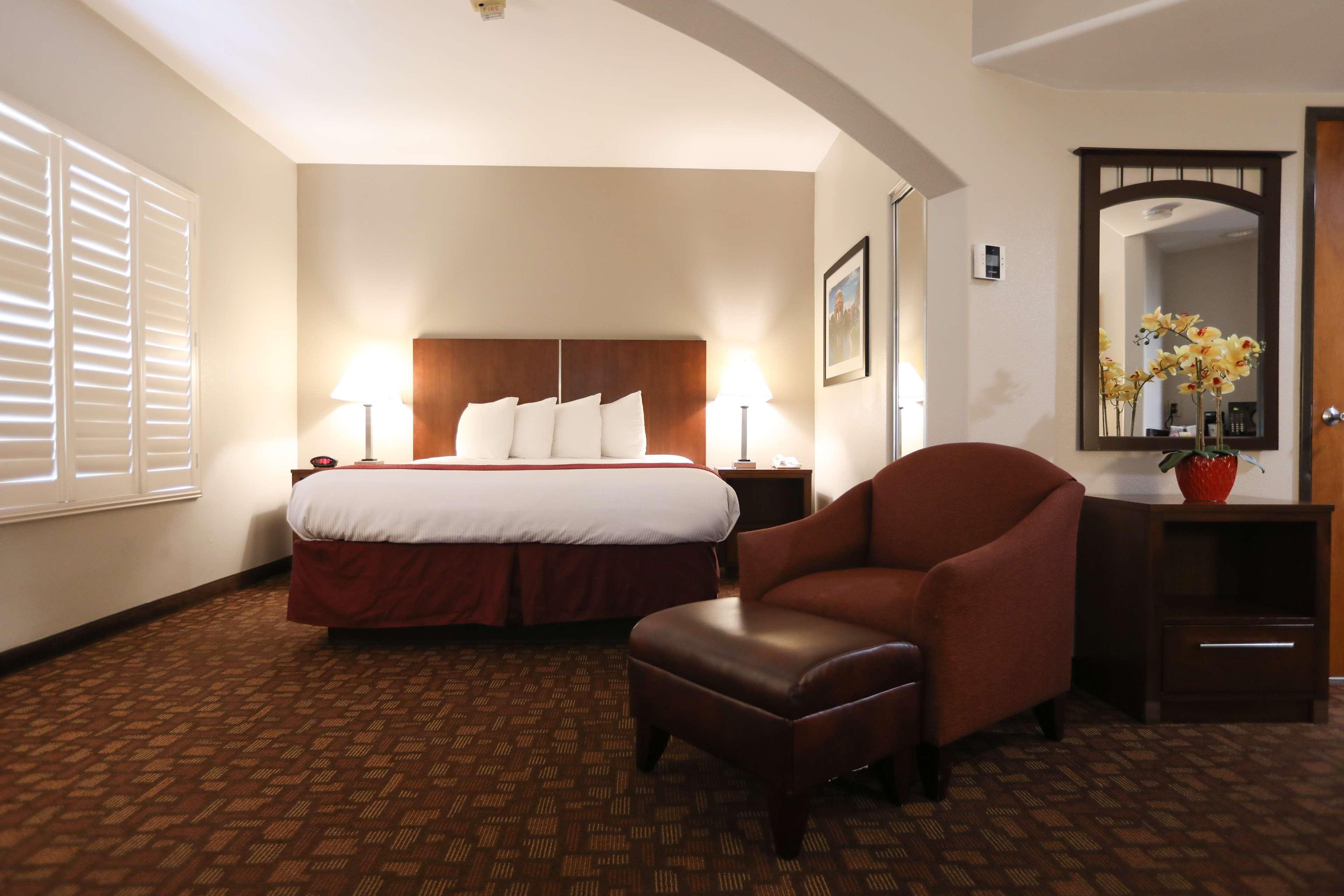 Room, Double Bed