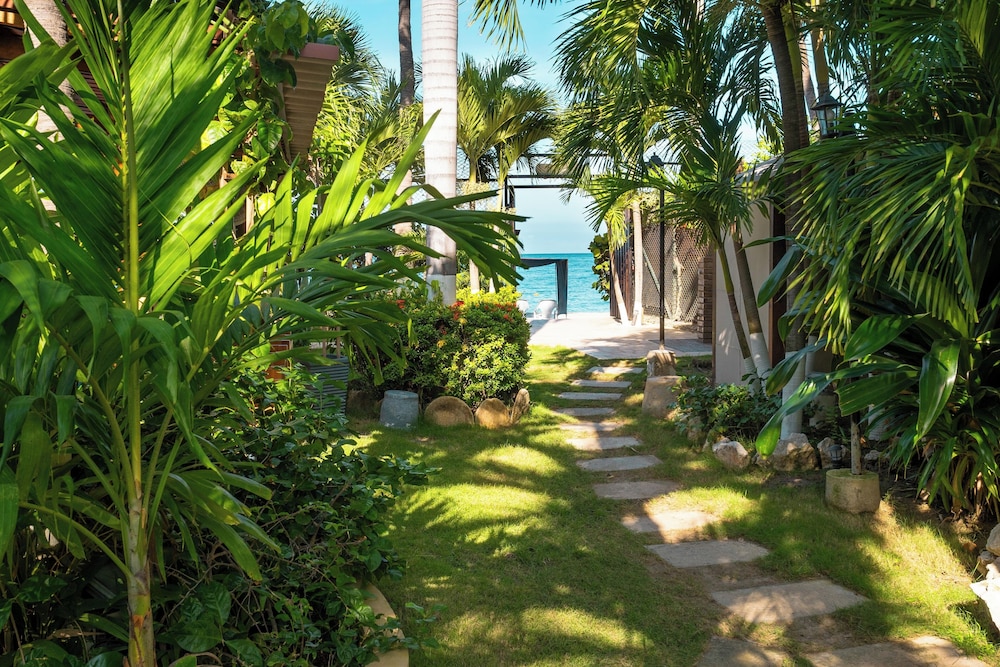 Casa Verano Beach Hotel - Adults Only 31/50