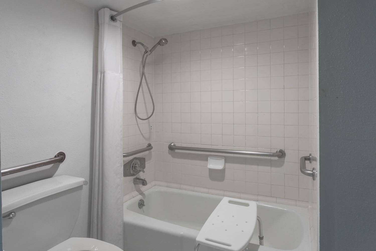 Super 8 by Wyndham Ocala I-75 54/56