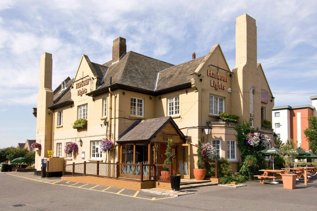 Premier Inn Portsmouth North Harbour in PORTSMOUTH - UK