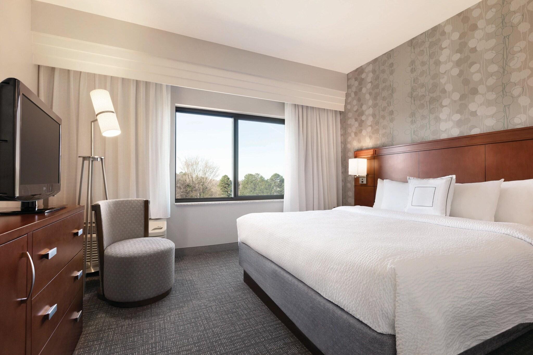 Room, King Bed