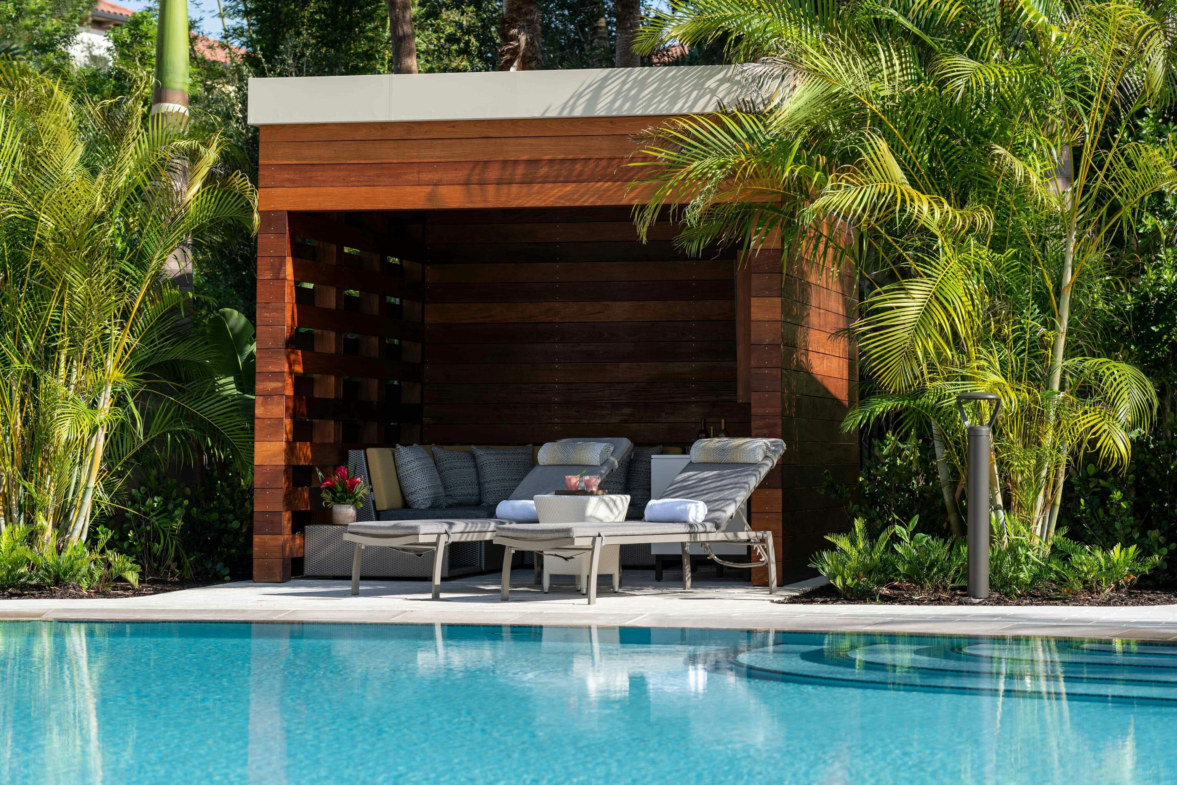 The Ritz-Carlton Naples, Tiburon 65/67