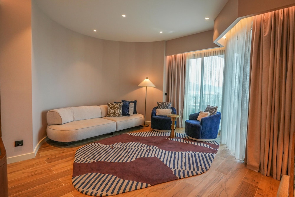 Signature, Junior Suite, Double Bed