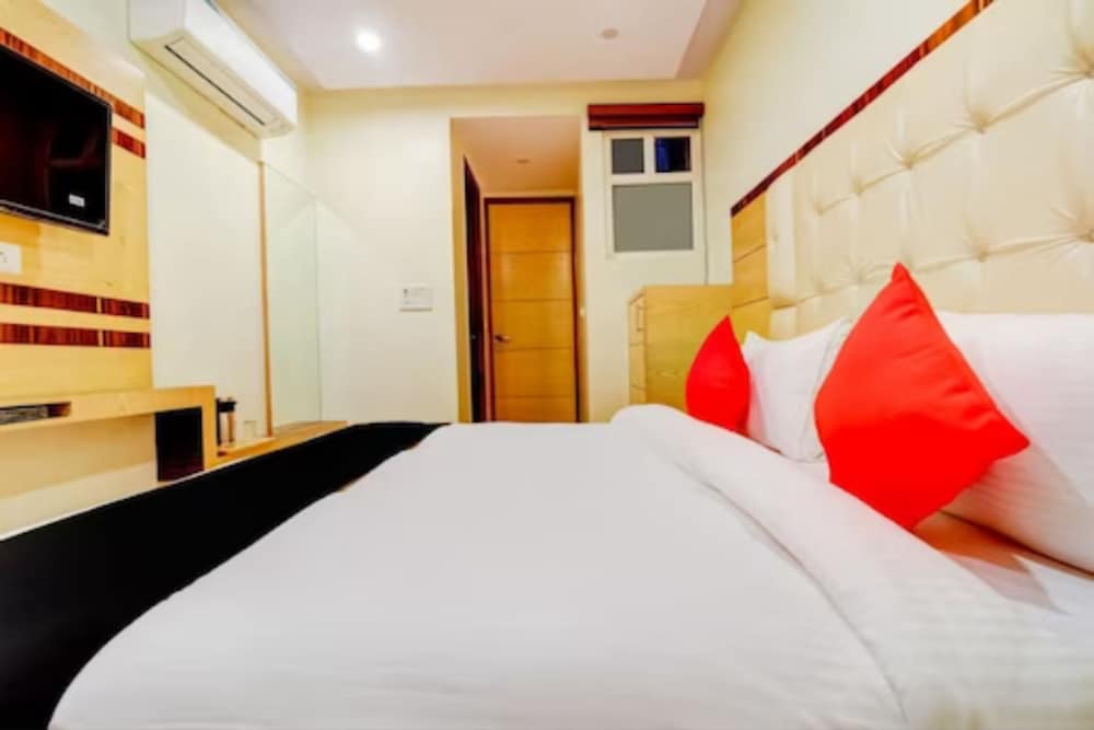 Hotel Shanti Plaza 10/50