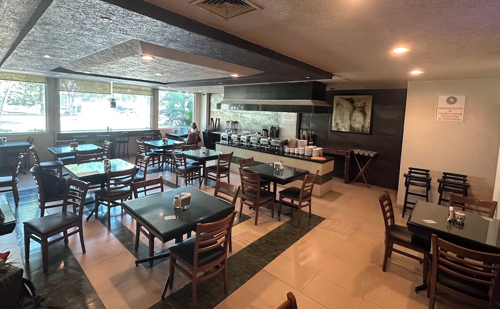 Real Del Sol Hotel 31/50