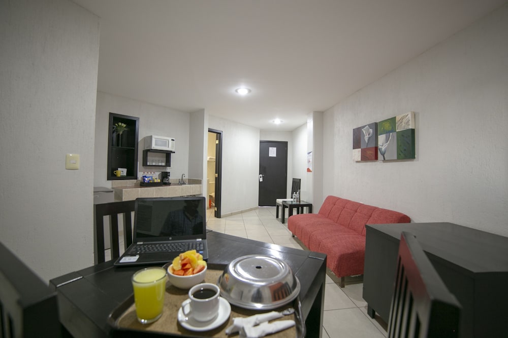 RS Suites Hotel 33/47