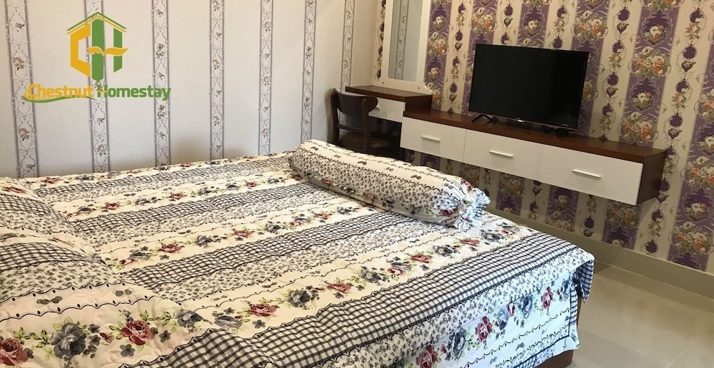 Chestnut Homestay 20/24