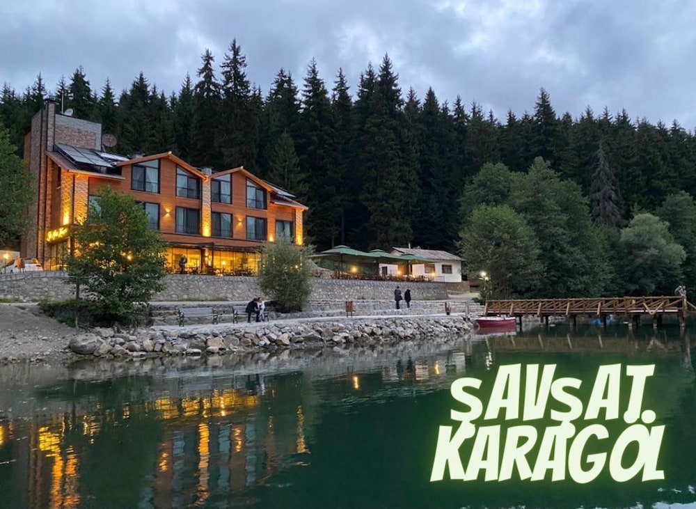 Savsat Karagol Hotel 15/16