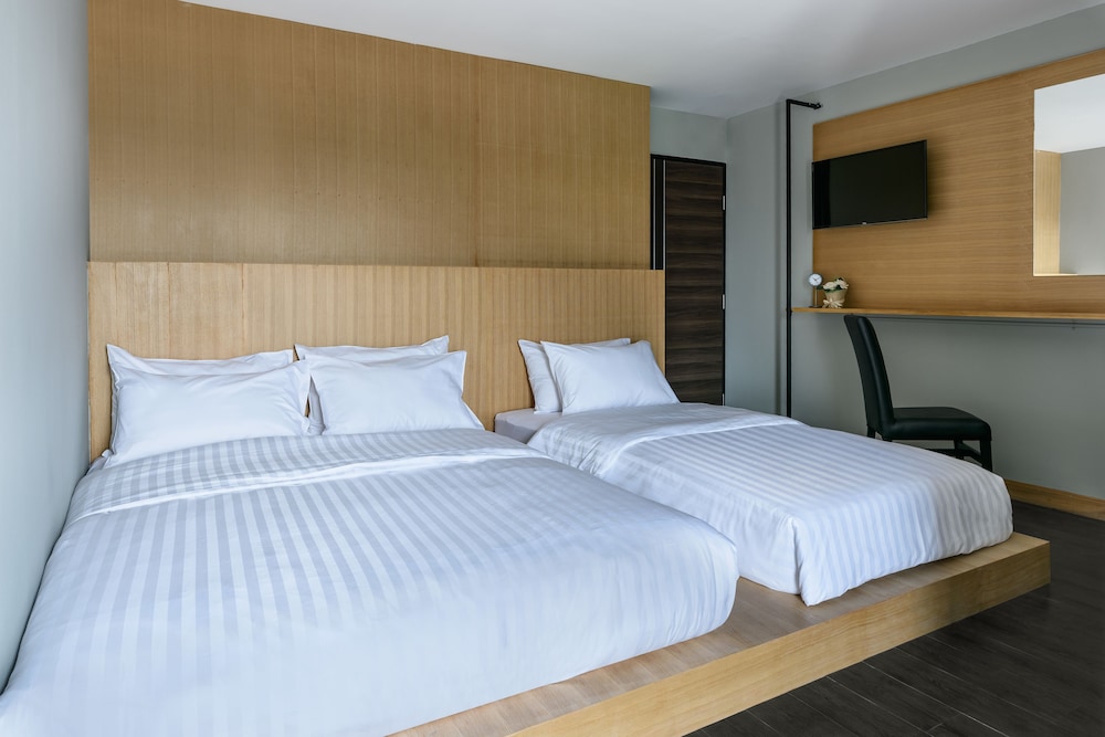Travelier Hostel 13/59