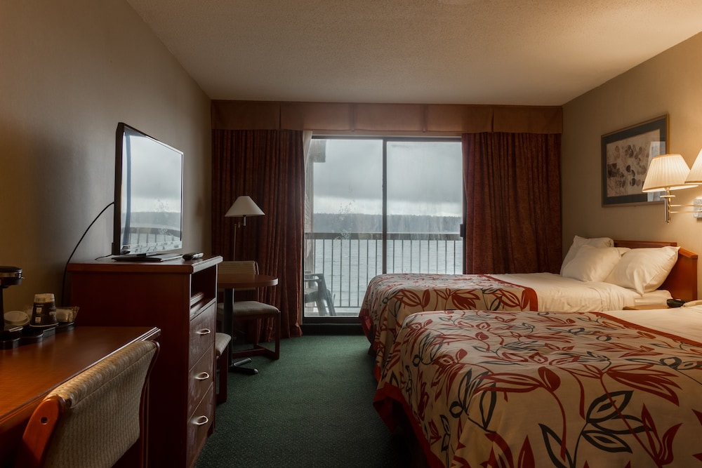 Anchor Inn And Suites 9/34