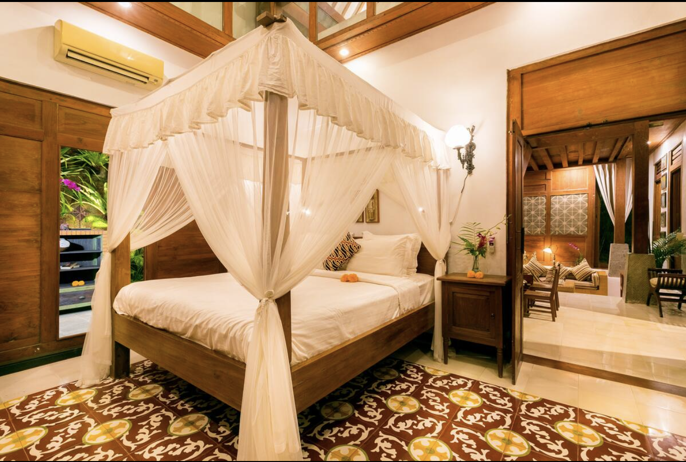 2 Bedrooms, Joglo, Villa
