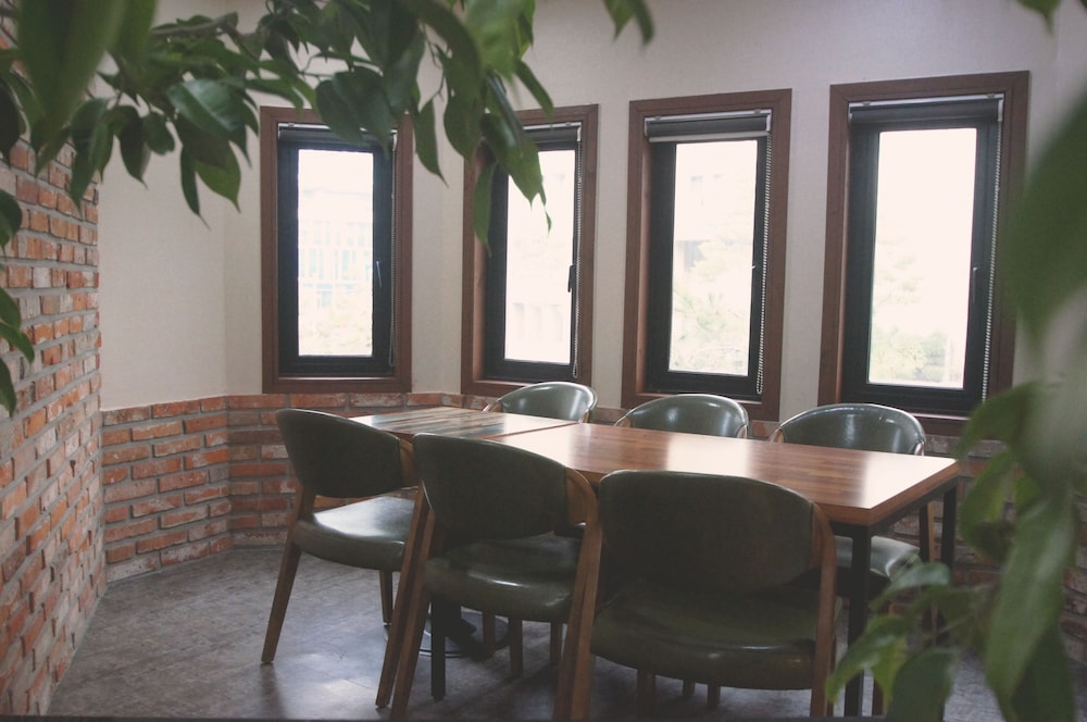 EHWA HOTEL MYEONGDONG 44/69