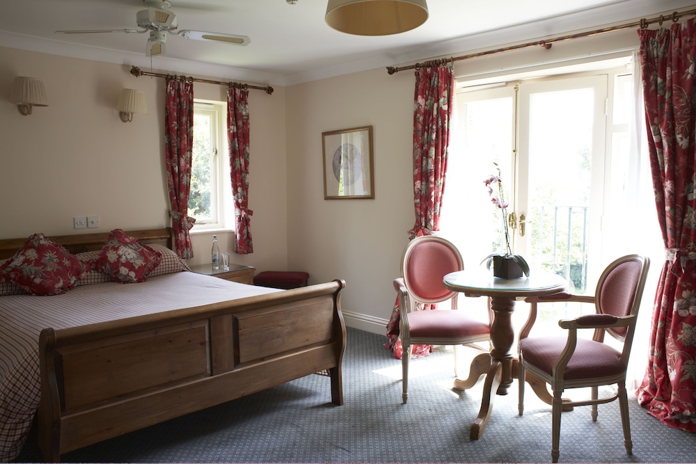 Flackley Ash Hotel 34/41