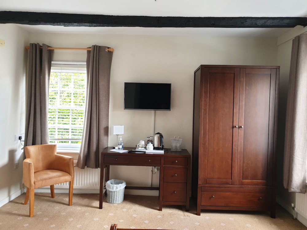 Ye Olde George Inn 35/50