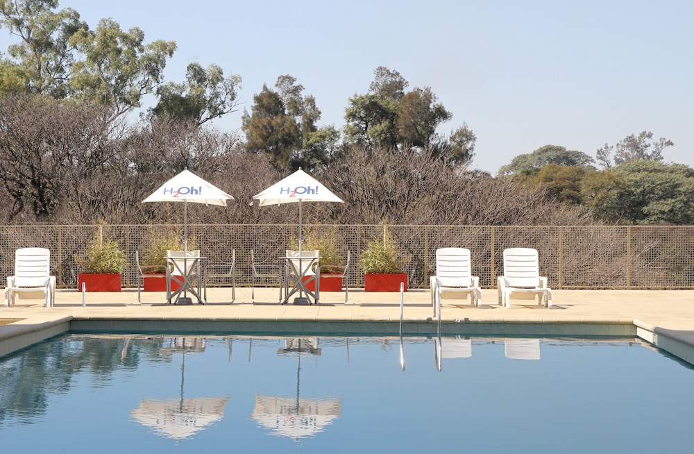 Hotel Catalinas Tucuman 48/50