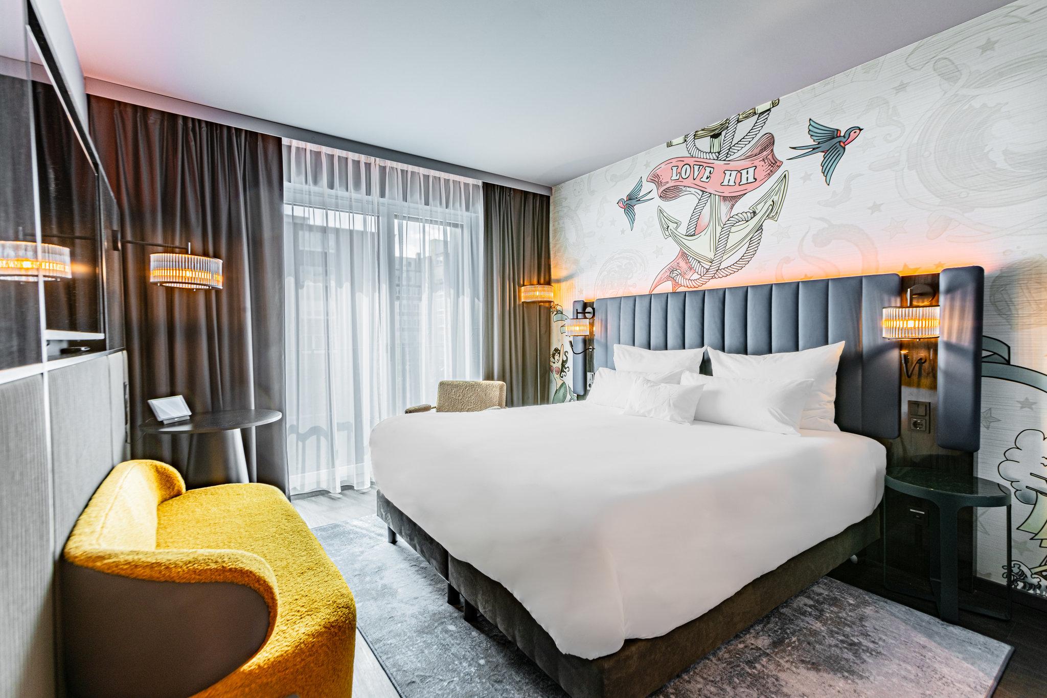 Space, Double Bed