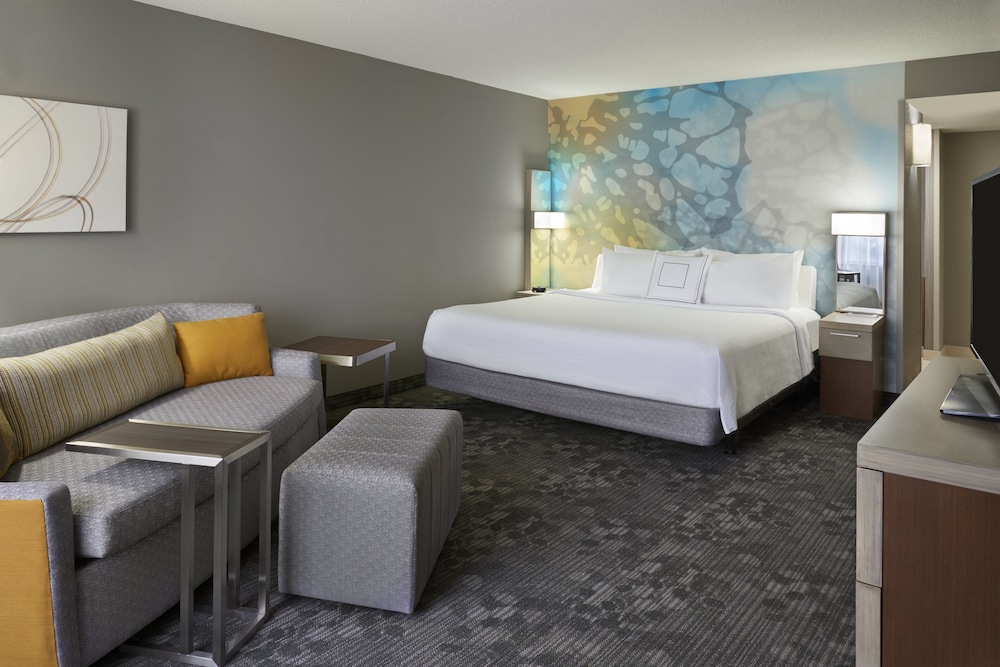 Courtyard Marriott Toronto Airport 9/56