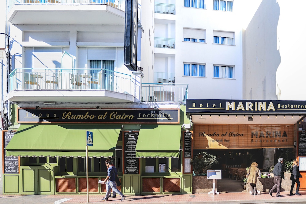 Marina Hotel 5/45